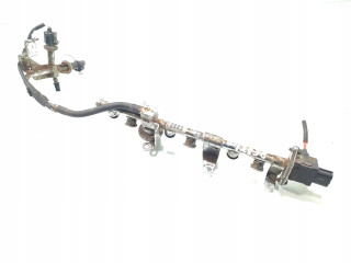 Vstřikovací lišta  F8CF-9F972-BB, F8CF9F972BB  Jaguar       pro benzínový motor