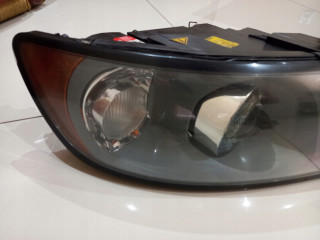 Lampa reflektor правое volvo v50 04-07r xenon prawe 