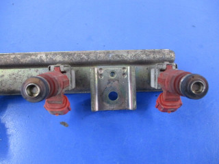 Vstřikovací lišta  16600-9F600, 166009F600  Nissan       pro benzínový motor