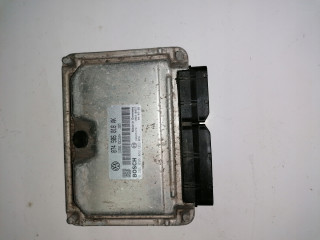 Блок управления vw t4 2.5 074906018ak 0281010462 иммобилайзер off  074906018AK,   Bosch 