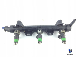Vstřikovací lišta  03E133320, UA25213 03E133320 Volkswagen       pro benzínový motor