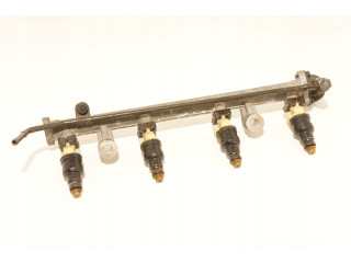 Vstřikovač  1998-2005R, 19982005R 0250930018 Bosch      pro benzínový motor