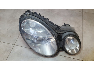 Lampa bi-xenon skrętny  правое mercedes w-211  