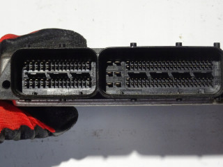 Opel insignia 2.0 блок управления модуль управления 55575349 pin      