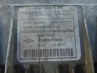 Блок управления 8200176975 8200129063 renault 1.5 dci  8200176975,   Delphi 