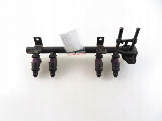 Топливная рампа vw lupo 1.0 047133321a aht  047133321A, M776520  Volkswagen    