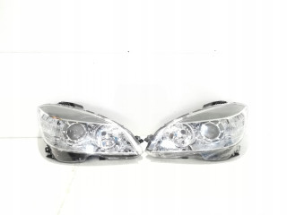 Mercedes c klasa w204 07- reflektor lampa przednia Brak informacji 