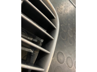 Grill решетка chłodnicy FIAT PUNTO 2008+      735489584 735489584    