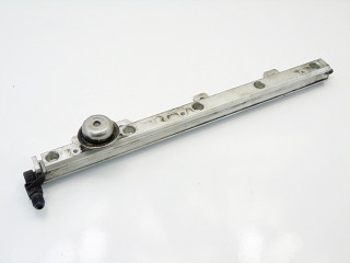 Vstřikovací lišta  1270568 1270568 Volvo       pro benzínový motor