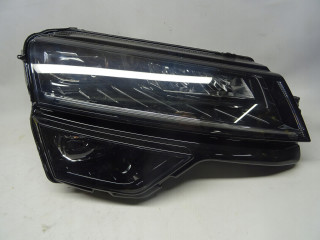 Skoda karoq lampa правая reflektor led 57b941016d Правое 