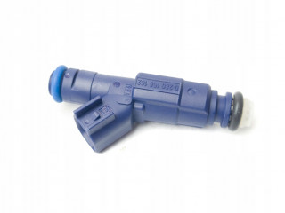 Vstřikovač  3M6Z9F593BA, 0280155162 1256737 Ford       pro benzínový motor