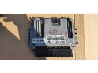 Řídící jednotka  0281015213, 391052A760 39105-2A760, 0281015213 Bosch  
