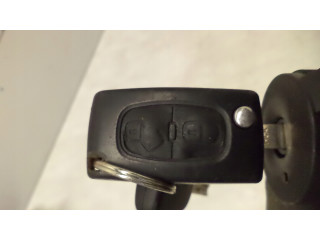 Блок управления модуль управления комплект 9664843780 peugeot 207  0281013872,   Bosch 