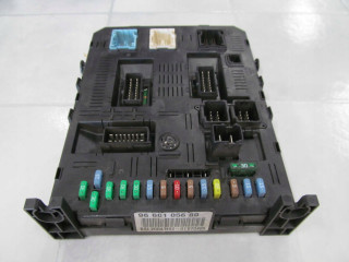 Pojistková skříňka     BSI H02  9660105680 9660105680 Citroen   