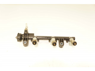 Vstřikovací lišta  2005-2014R, 20052014R 238140Q010A Toyota       pro benzínový motor