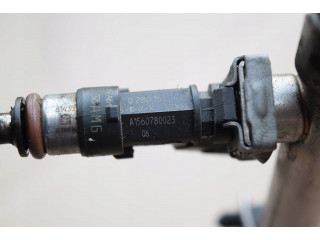 Vstřikovací lišta  1561530028, 1560701895  Mercedes-Benz       pro benzínový motor