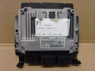 Citroen C4 II 1.6hdi БЛОК УПРАВЛЕНИЯ ДВИГАТЕЛЕМ БЛОК УПРАВЛЕНИЯ  9677031180, 0281017862  Bosch 