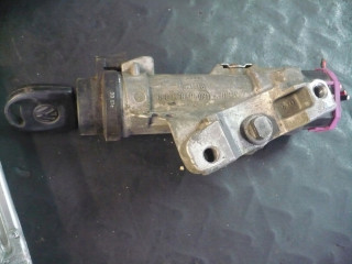 Комплект блоков управления vw fox 1.4tdi  045906019BN  Bosch 