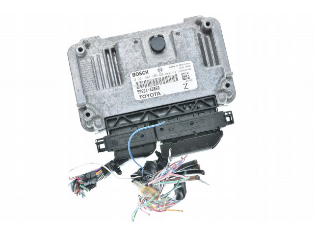 Блок управления yaris 1.0 0261s04206 89661-0db60 с  0261S04206,   Toyota  