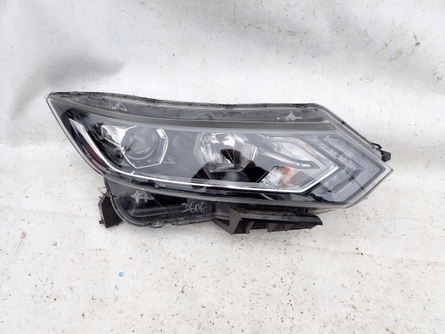 Nissan qashqai j11  17- lampa правая  prawe 