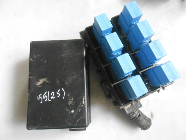 Pojistková skříňka  JUKE LIFT 14-19    243821KN0A  Nissan   