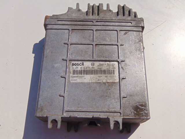 Блок управления 0281010077 8200059885 7700111552 renault  0281010077,   Bosch 