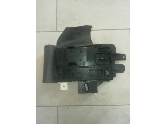 2011 2014 ford mustang блок предохранителей модуль bsi br3t-15604-ca  BR3T-15604-CA, BR3T15604CA  Inny (INNA)     