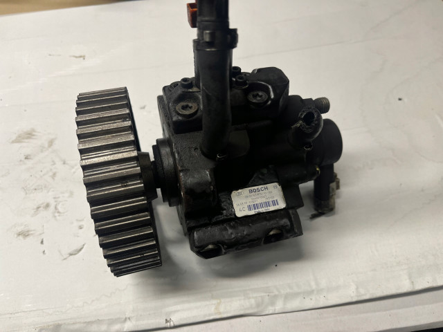 Vstřikovací čerpadlo  0445010021  Bosch      Diesel