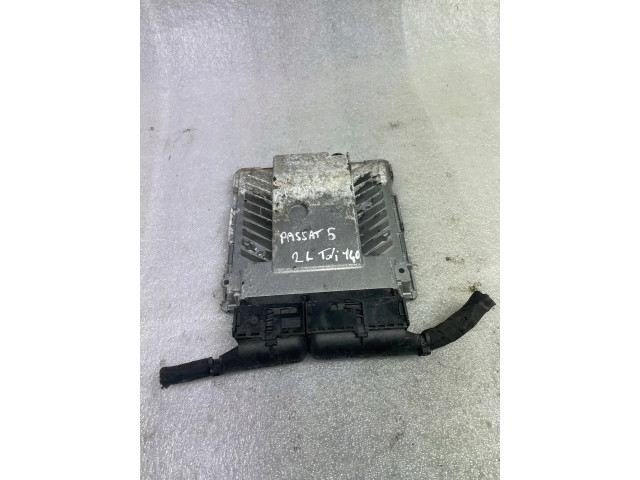 БЛОК УПРАВЛЕНИЯ ДВИГАТЕЛЕМ VW PASSAT B6 2.0 TDI 03G906018CF    Volkswagen  