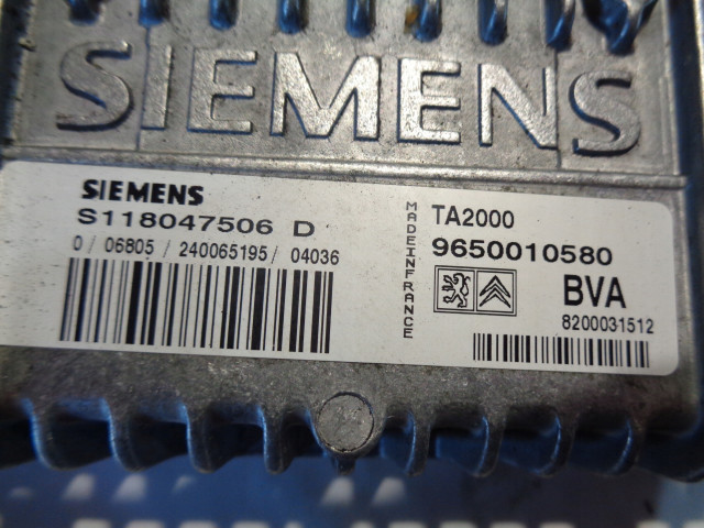 Lancia phedra 2.0 16v блок управления кпп 9650010580    Siemens 