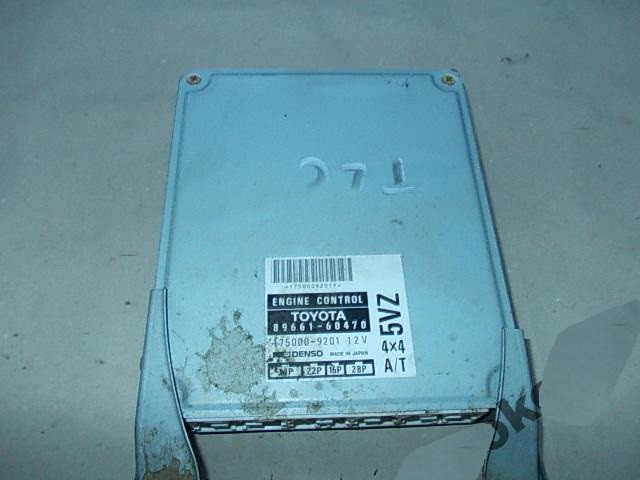 Řídící jednotka  89661-60470  Toyota   