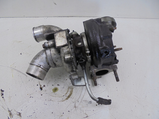 Turbodmychadlo  17201-26010 LEXUS IS220 II 2.2 D        