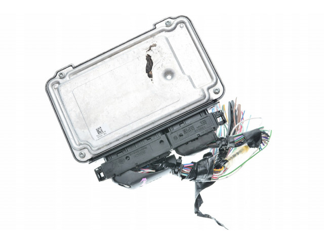 Блок управления yaris 1.0 0261s04206 89661-0db60 с  0261S04206,   Toyota  