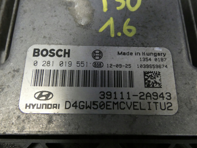 Hyundai i30 ii 1.6 crdi блок управления двигателем  39111-2A943    