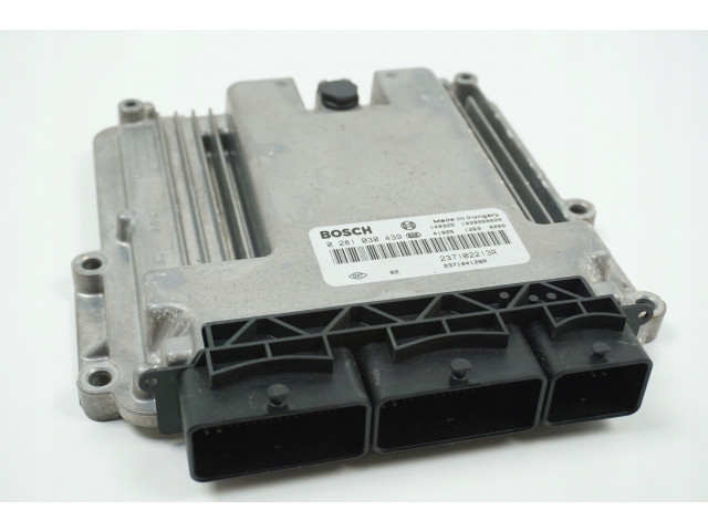 Блок управления модуль управления ecu clio iv dokker 237102213r  237102099S,   Bosch 