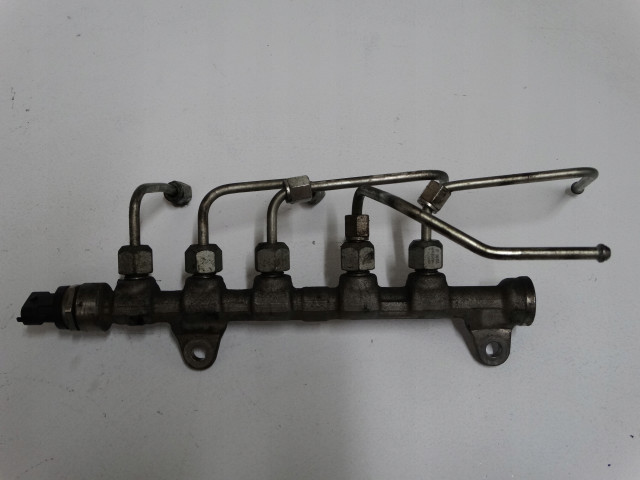Vstřikovací lišta  0445214190  Opel       