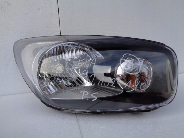 Kia picanto 2 ii 2011- lampa правая 92102-1y0 Правое 