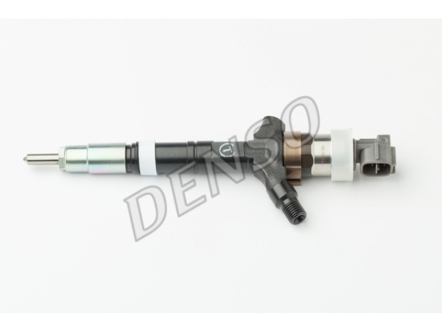 Форсунка toyota land cruiser 90 prado 3.0 d  DCRI100750 23670-30020  Denso    