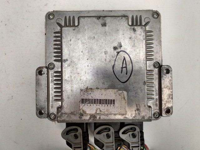 Блок управления двигателем 9661145280 peugeot 807 2,2 hdi   9635157080 Bosch 
