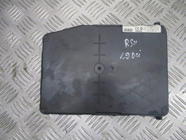 Pojistková skříňka   BSI   II 1.9 DCI  8200309690  Renault   