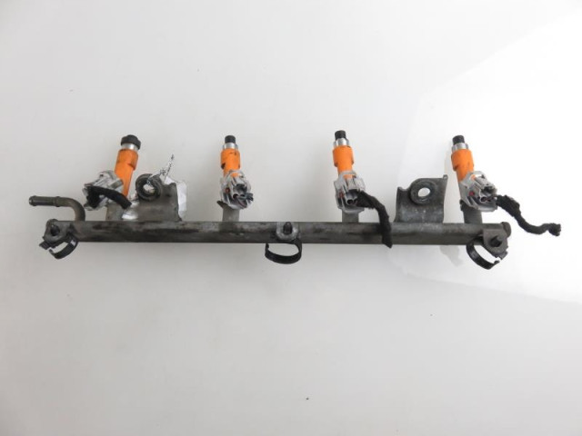 Vstřikovací lišta  M654231  Inny      pro benzínový motor