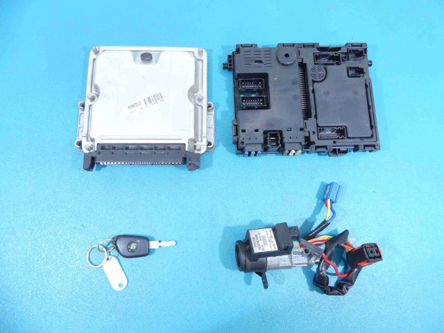 Блок управления комплект peugeot 406 9639849280 2.0 hdi  9635157080,     