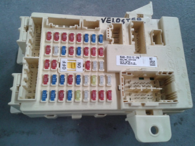 Pojistková skříňka       95400-2V101  Hyundai   