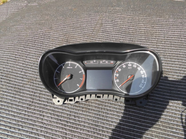 Přístrojová deska  Opel     39056369, 367030224 