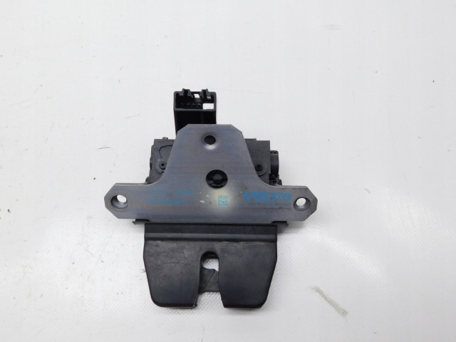 ZAMEK ЗАСЛОНКИ ЗАДН. Volvo S40 II V50 04-12 4piny  31276698 31276698  Volkswagen   