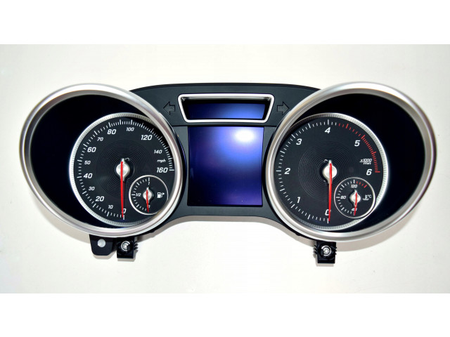 Přístrojová deska  Mercedes-Benz     A1669008716, A1669014105 A1669008716