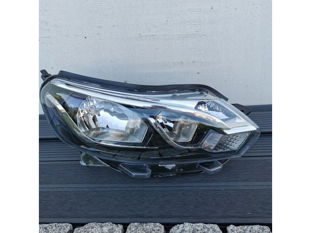 Lampa правая reflektor правое toyota proace 2016-  