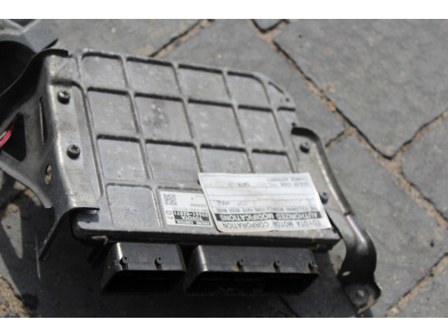 Řídící jednotka  89661-02D71, MB175800-9570  Toyota   