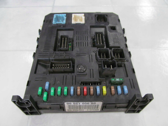 Pojistková skříňka     BSI H02  9660105680 9660105680 Citroen   