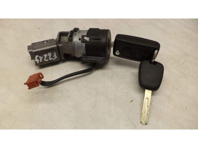 Блок управления модуль управления комплект 9664843780 peugeot 207  0281013872,   Bosch 